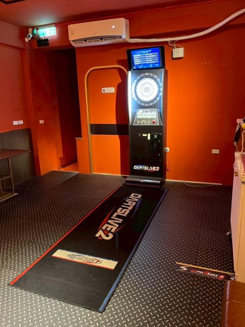 萊bar 音樂餐酒館