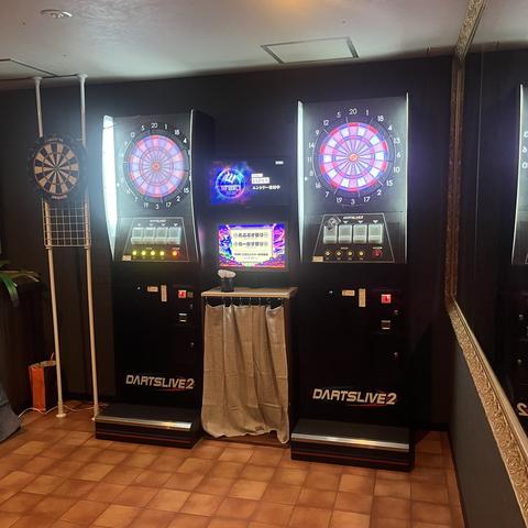 community & darts BAR BORDERBREAK