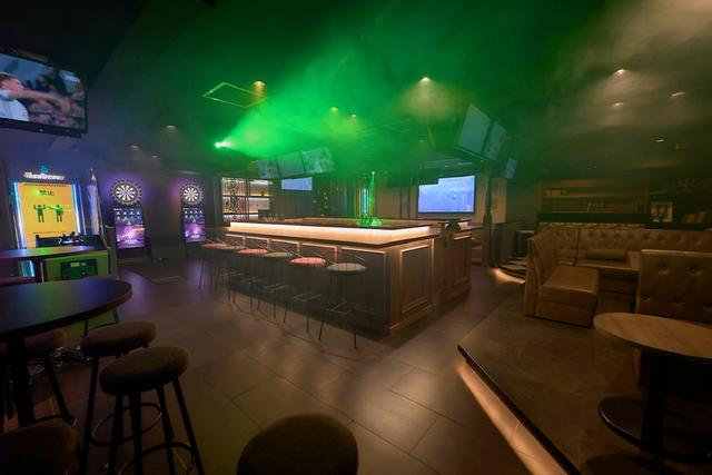 Karaoke & SportsBar P3