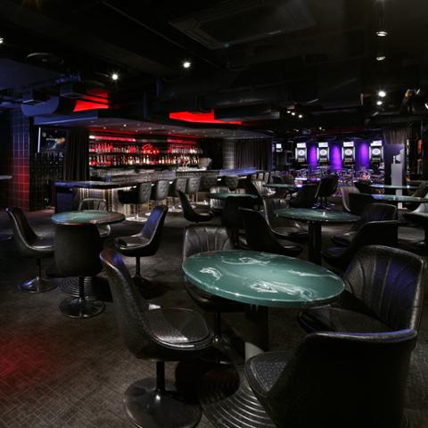 ダイニングダーツバーBee 渋谷店