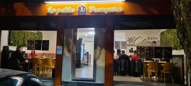 LA PETITE FRANCAISE
